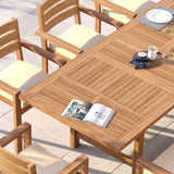 Tavolo rettangolare allungabile in teak da 180-240 cm con piano da 4 cm e 8 sedie impilabili Marlow.