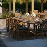 Mobiliario de jardín de teca Mesa extensible ovalada de 200-300 cm con 10 sillas apilables Oxford, cojines incluidos.