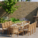 Mesa extensible ovalada de teca de 200 a 300 cm con 8 sillas apilables Henley y 2 sillas San Francisco