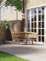Set da pranzo in teak composto da un tavolo rotondo Maximus da 180 cm con 4 sedie San Francisco e 2 panche San Francisco – Set da pranzo da giardino contemporaneo in teak